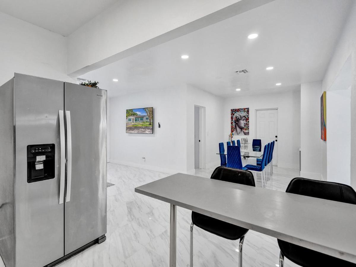 Escape To Miami Retreat Villa Норт Маями Бийч Екстериор снимка