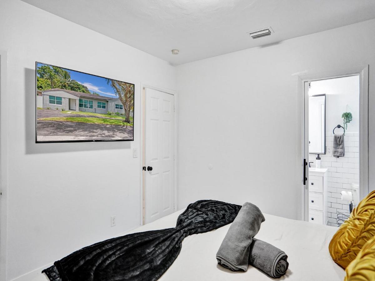 Escape To Miami Retreat Villa Норт Маями Бийч Екстериор снимка